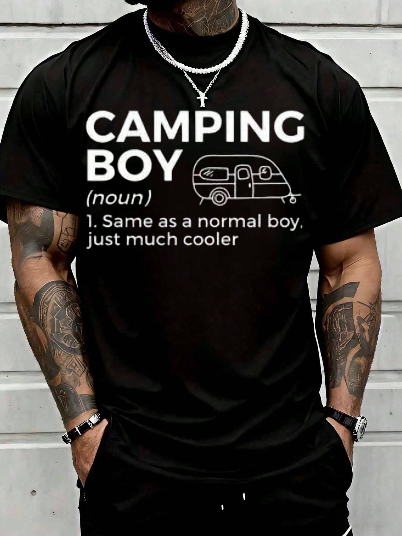 Outdoor Adventure Wear - キャンピングボーイ定義 面白いキャンパーバン柄グラフィックTシャツ ユーモアのあるアウトドアアドベンチャーギフトシャツ カジュアルスポーツウェアに最適